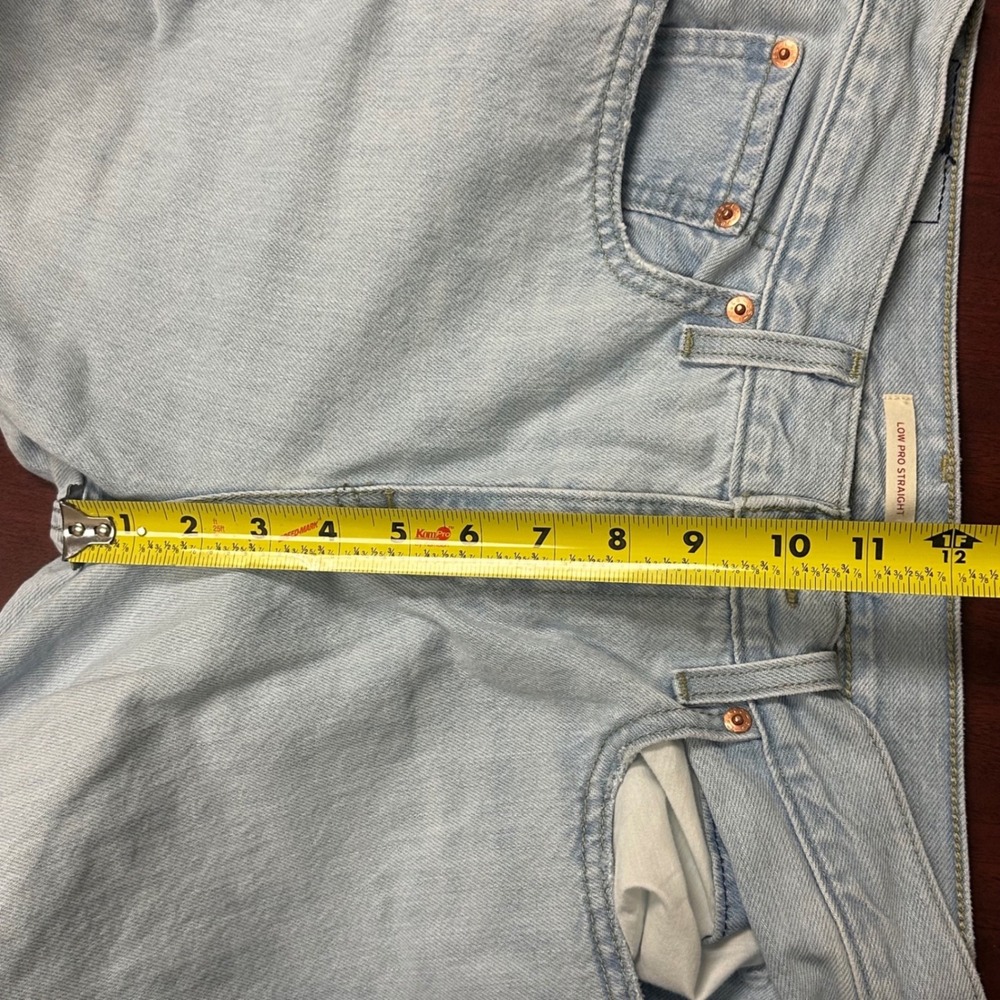 Levis Low Pro Straight Jeans Women 27 Light Wash Distressed Denim FLAWS - Picture 7 of 12